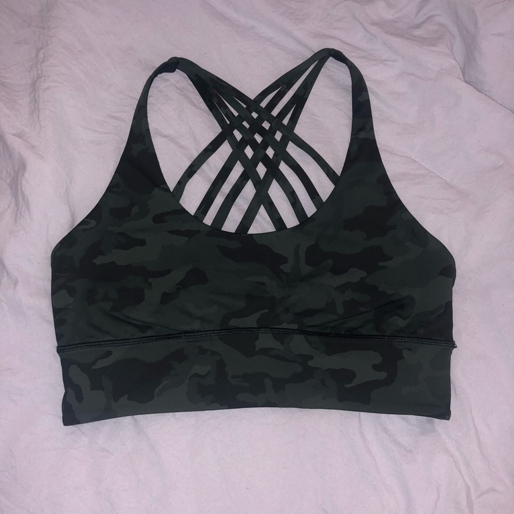 Lululemon sports bra